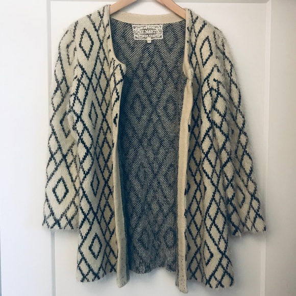 Pink Martini cozy cardigan - Picture 2 of 2